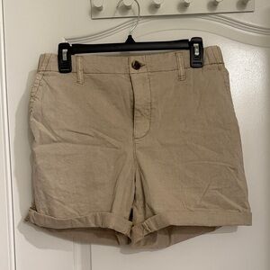 Old Navy Women's Beige chino Shorts